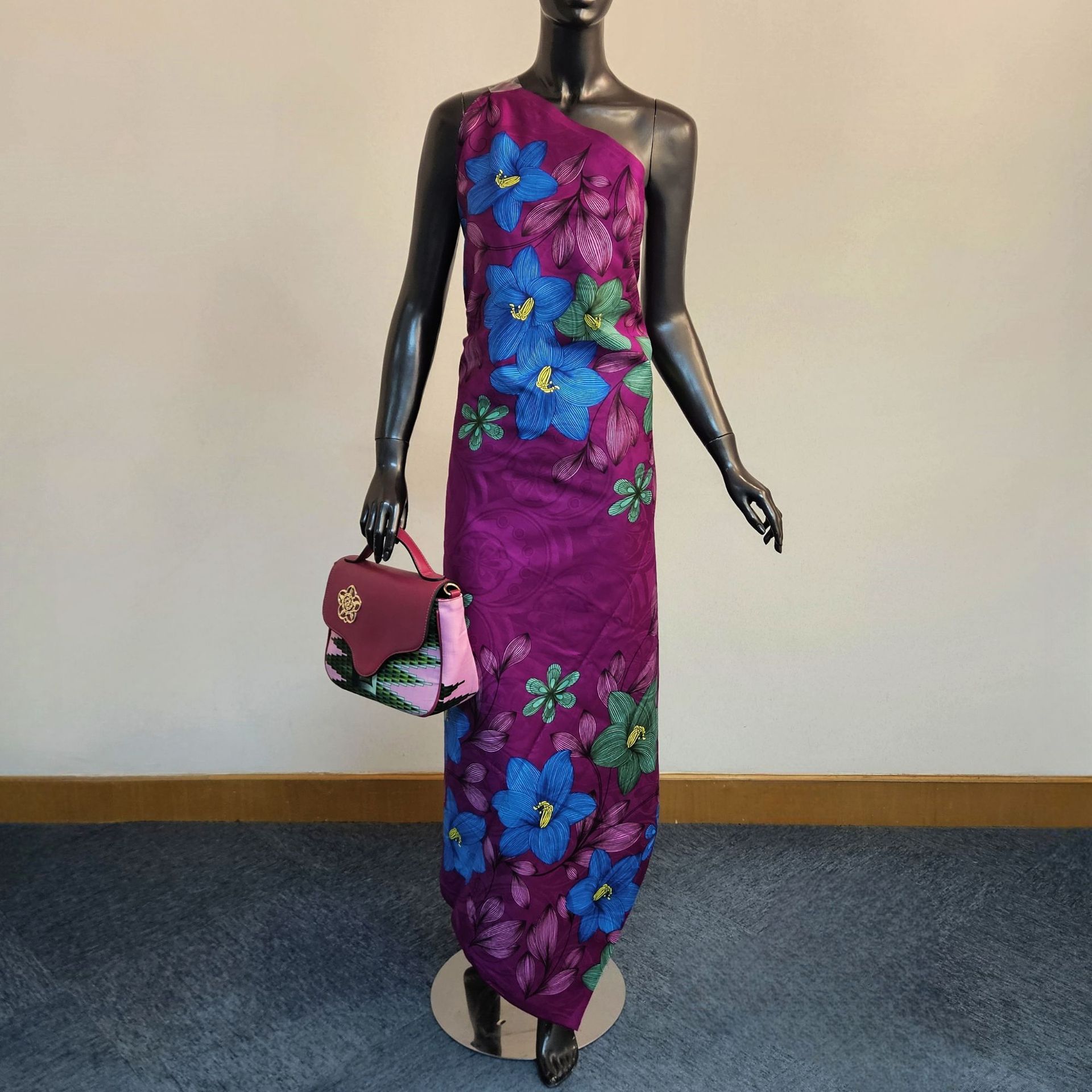 Sewing Jackets - Stampato floreale su tessuto batik in