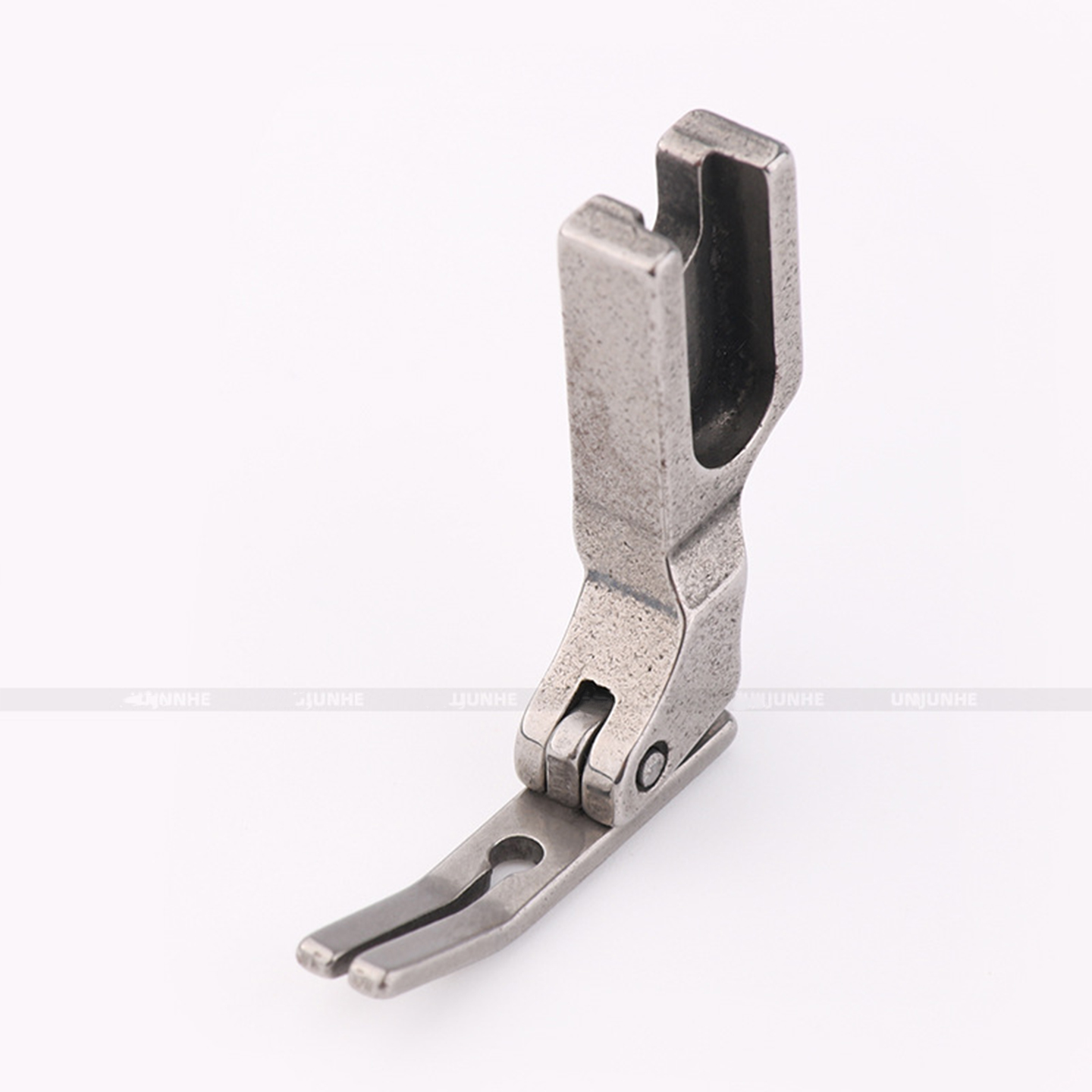 P363 Piedino per Cerniere Invi - Zipper Foot Presser recensione e prezzo