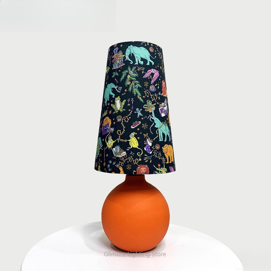 Lampada da tavolo con sfera ar - Century Textile & Sewing Supply Hours recensione e prezzo