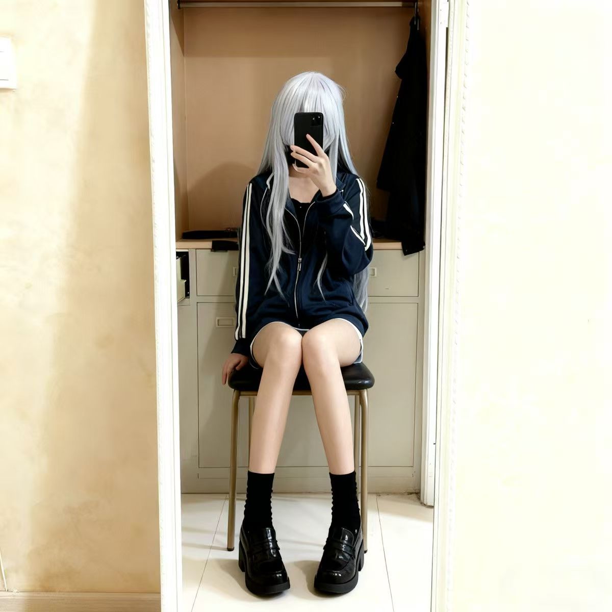 Versatile completo cosplay di  - Sewing Jackets recensione e prezzo
