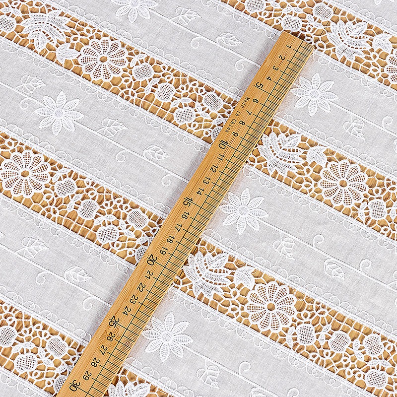 Nuovo Tessuto in Cotone con Fr - Sewing Thread In Textile recensione e prezzo