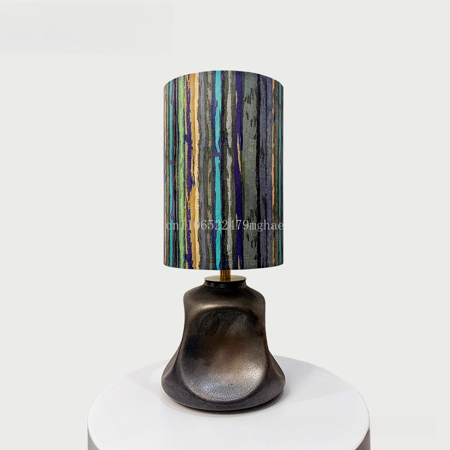 Lampada da tavolo in tessuto L - Century Textile & Sewing Supply Hours recensione e prezzo